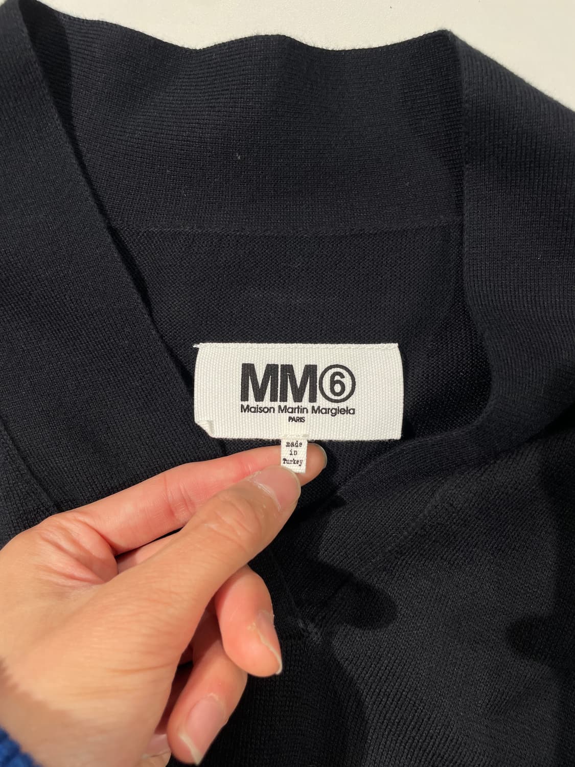 mm6 메종 마르지엘라 블랙 백스티치 인시전 슬리브 롱 니트 상품이미지7