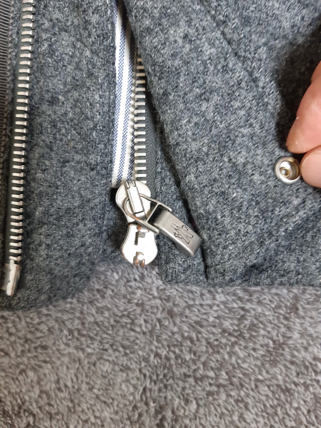 몽클레어 패딩 코트 감마블루 상품이미지3