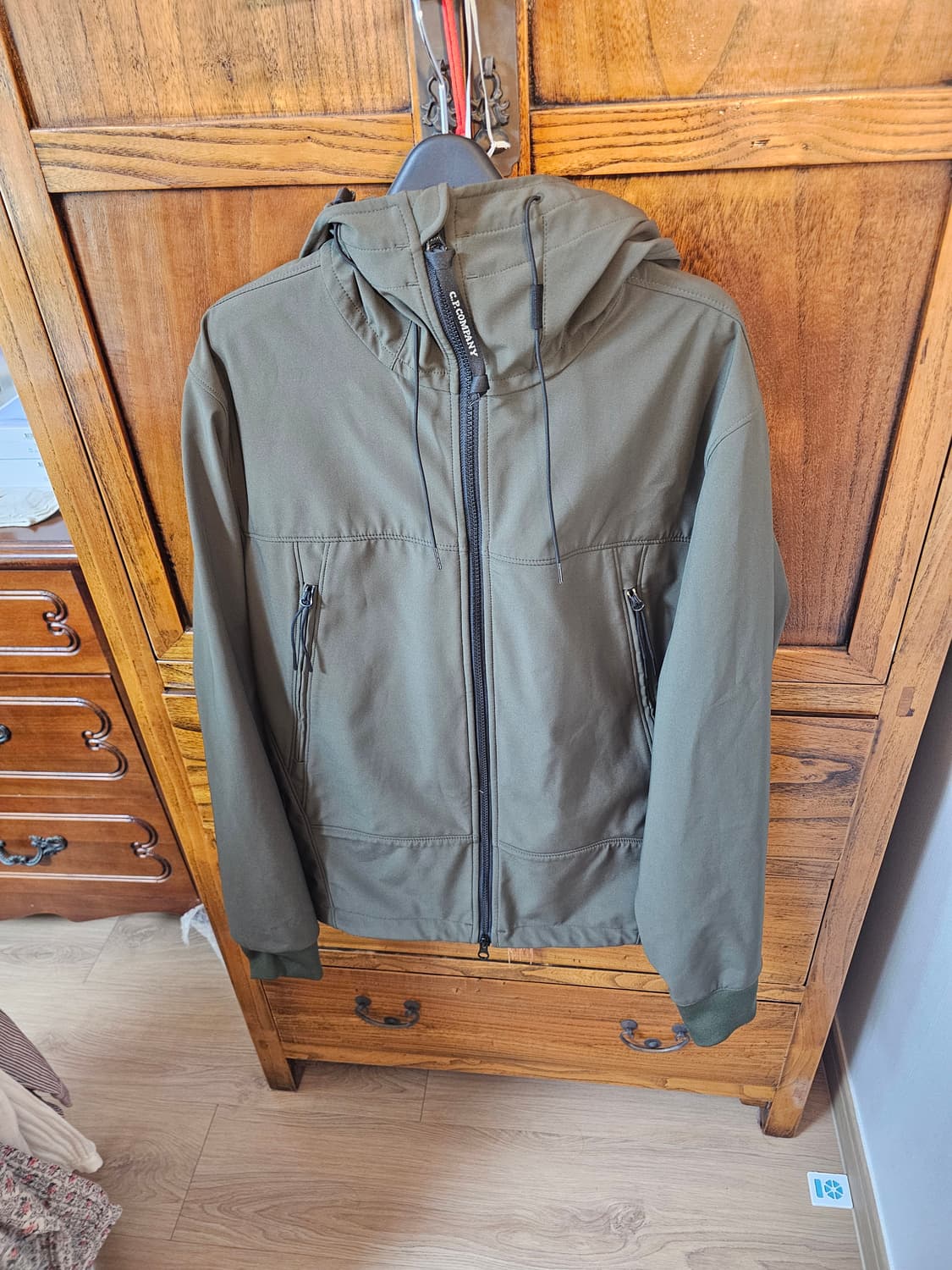 상태 정말 좋음!!프로택 cp씨피컴퍼니 프로택 바람막이 자켓 팔아요 상품이미지3