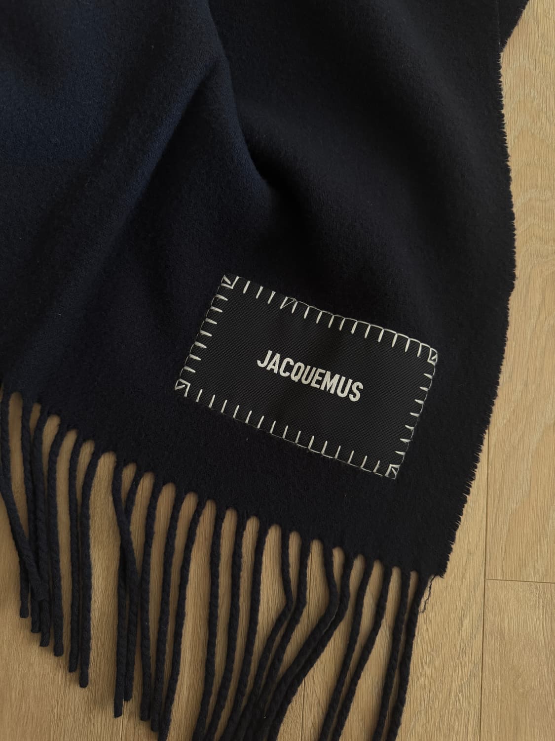 JACQUEMUS / 자크뮈스 네이비 머플러 상품이미지3