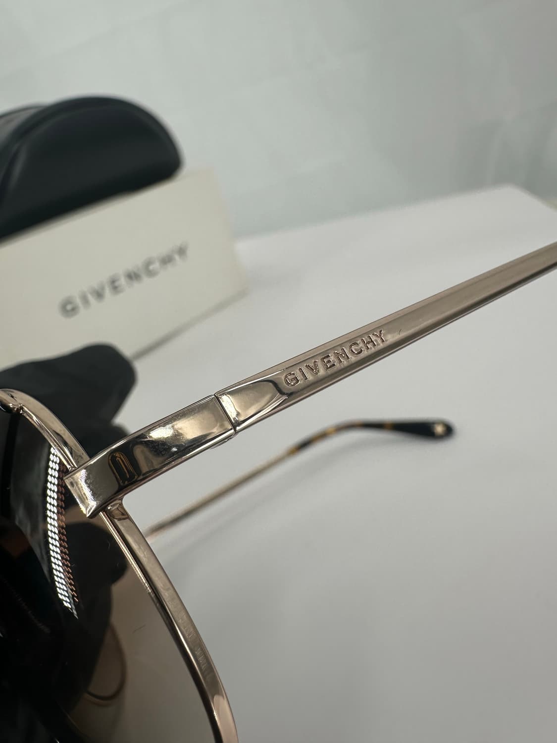 [새상품 무료배송] 정품 지방시 Made in Italy 선글라스 상품이미지4