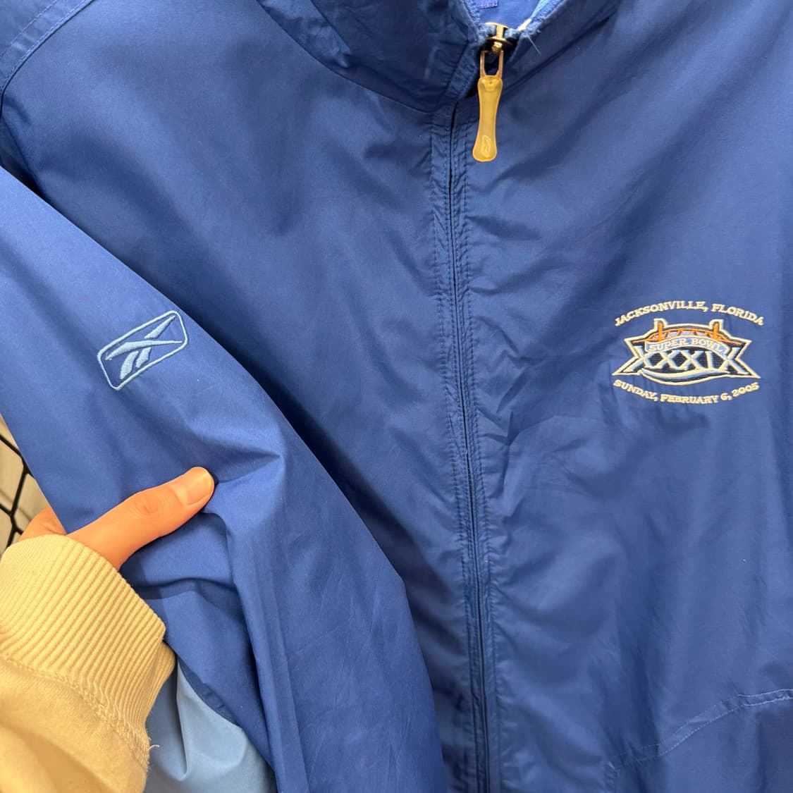 00s 리복 X NFL 39회 슈퍼볼 바람막이 후면 로고 포인트 블루 상품이미지5