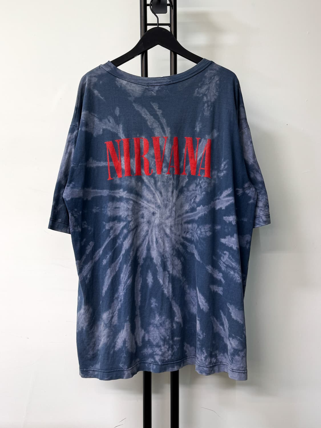 프렌들리 바이 패션 너바나 올 오버 프린트 티셔츠 상품이미지3