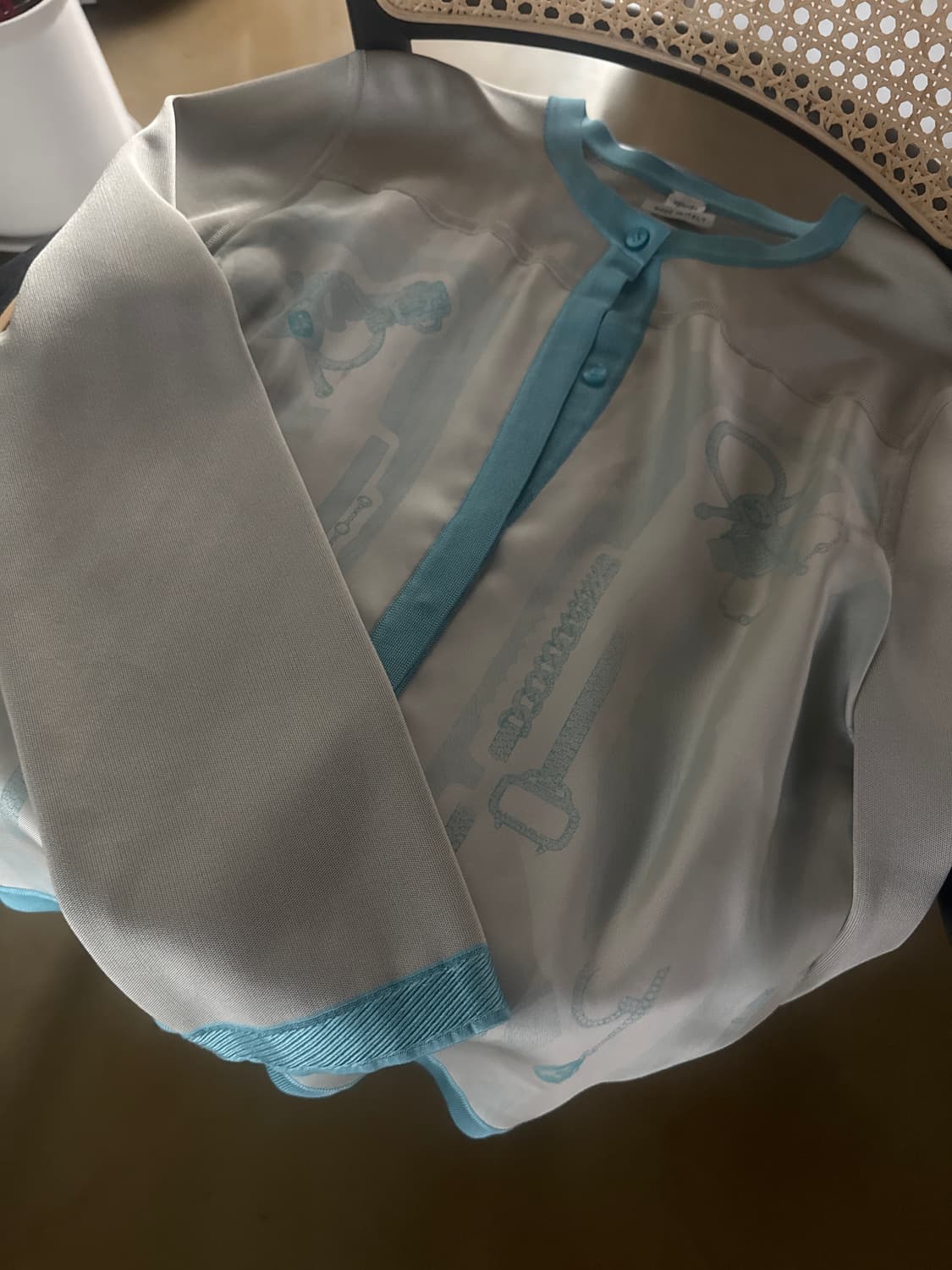 에르메스 실크 가디건 상품이미지1