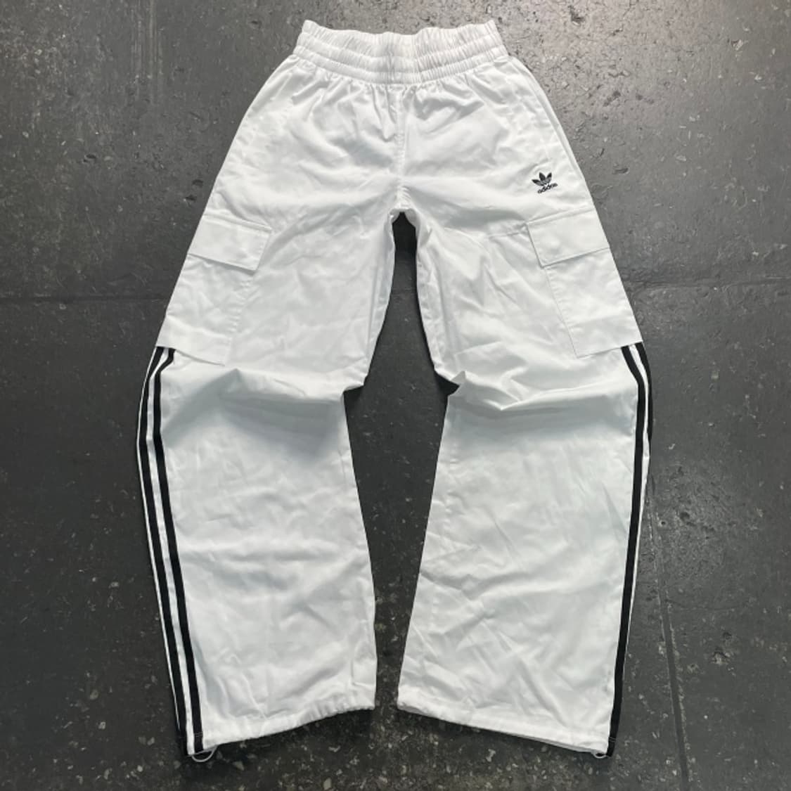 (새상품) 90 아디다스 나일론 삼선 팬츠 상품이미지1