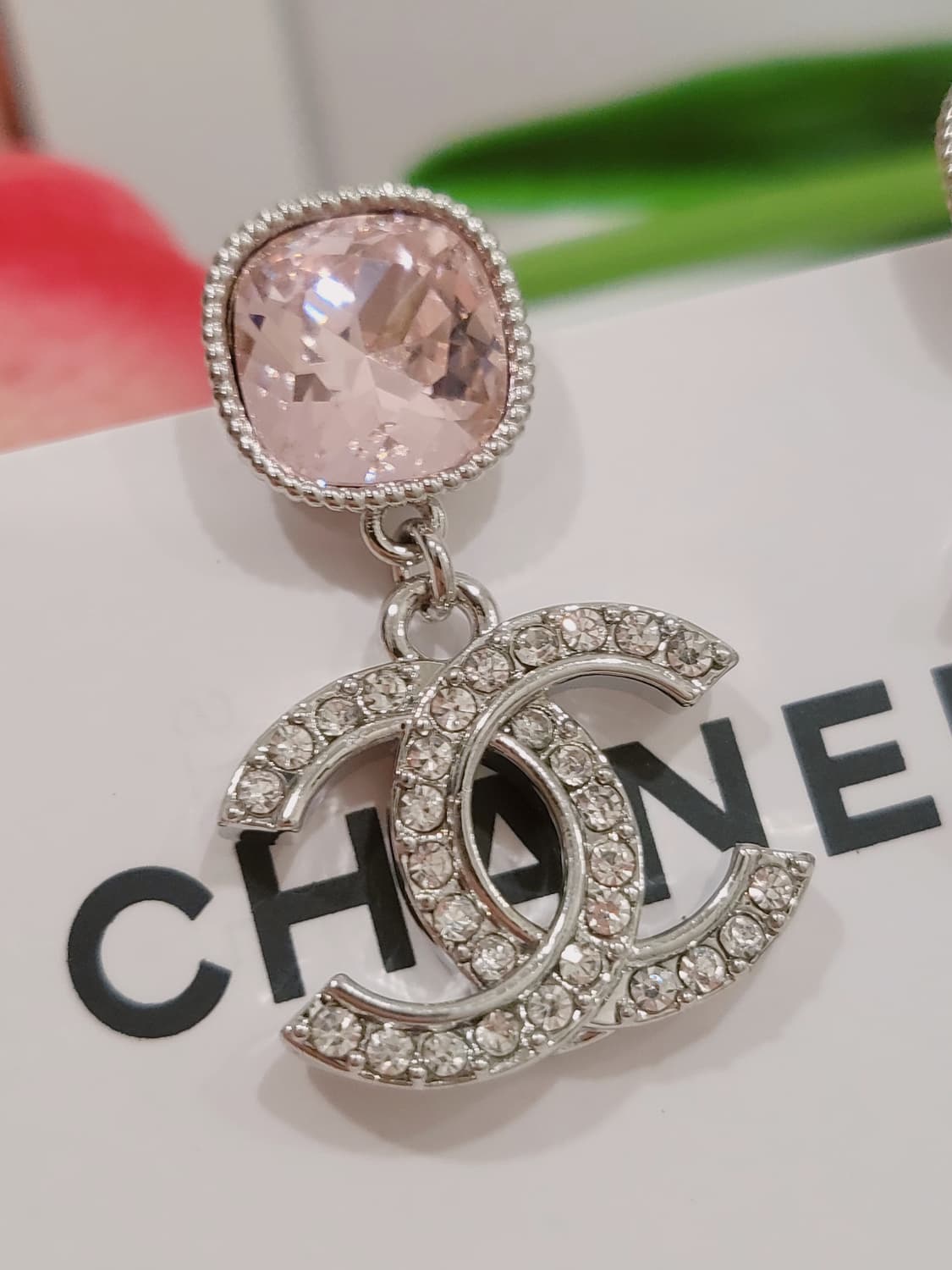 샤넬 cc로고 핑크 크리스탈 귀걸이 업사이클링 상품이미지3