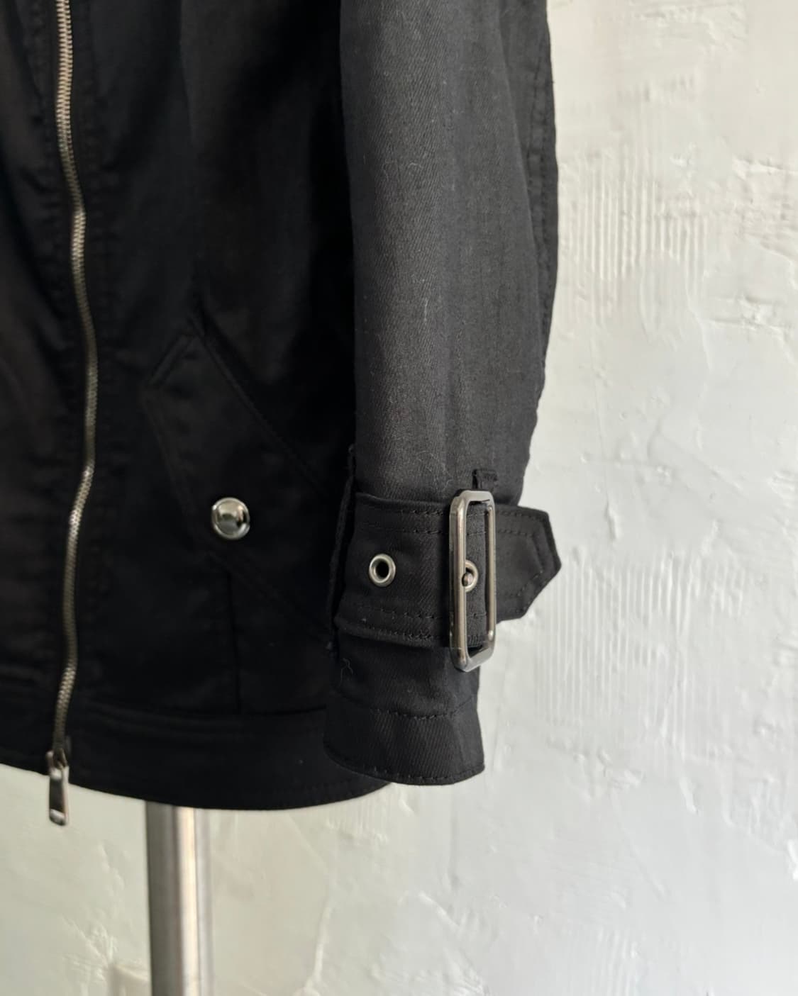 Burberry 버버리 블랙 코튼 바이커 숏 자켓 상품이미지8