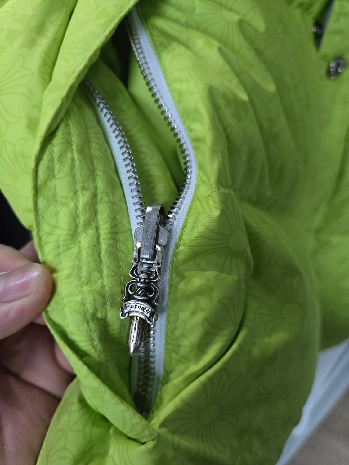 크롬하츠 V2푸퍼 패딩조끼(정품) 상품이미지5