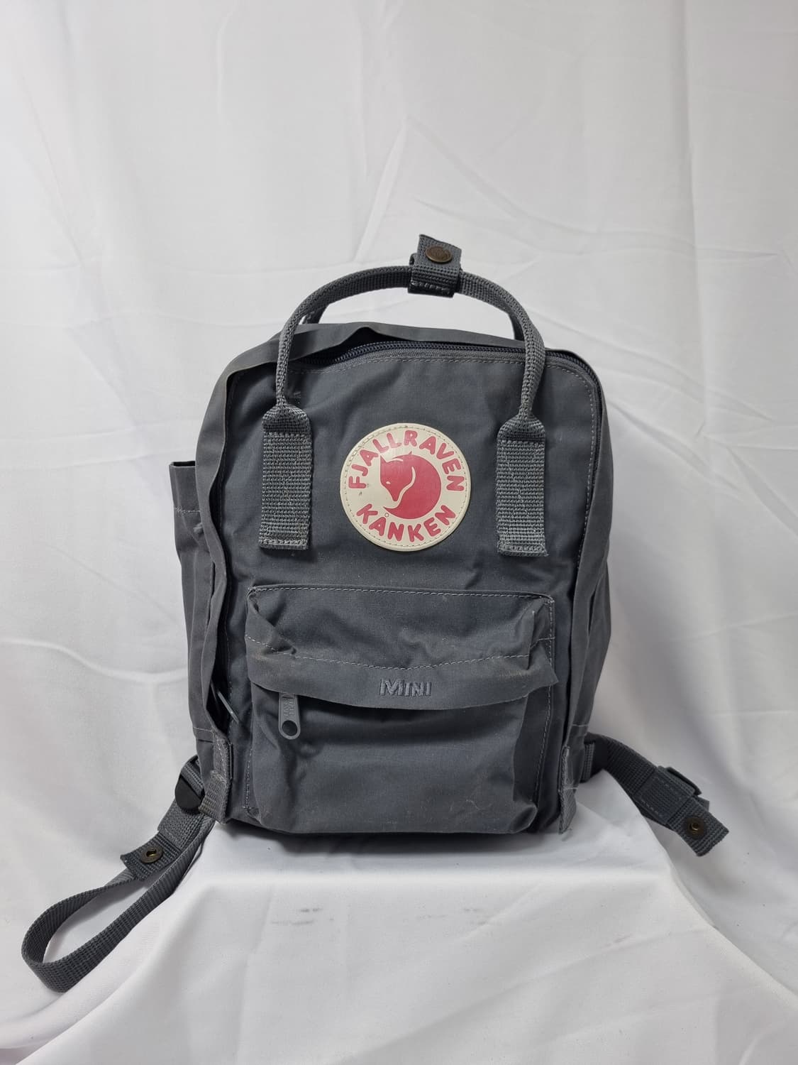 피엘라벤 칸켄 미니 7L 그레이 백팩 상품이미지1