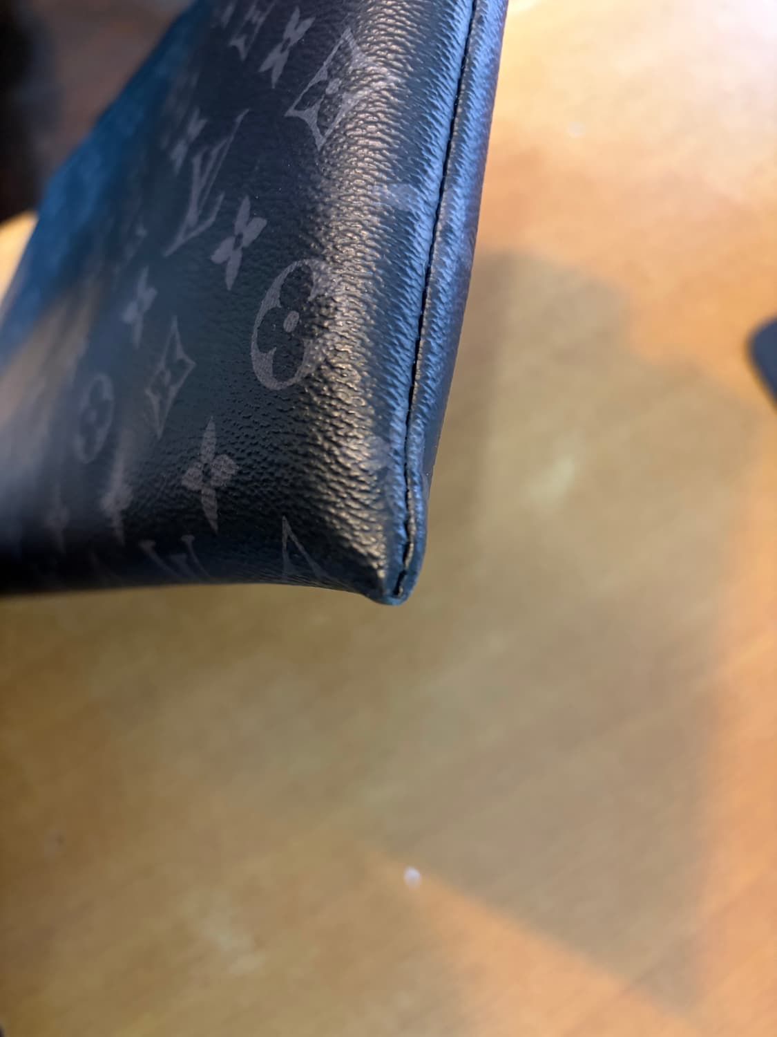 루이비통 클러치 디스커버리 이클립스 아폴로 상품이미지6