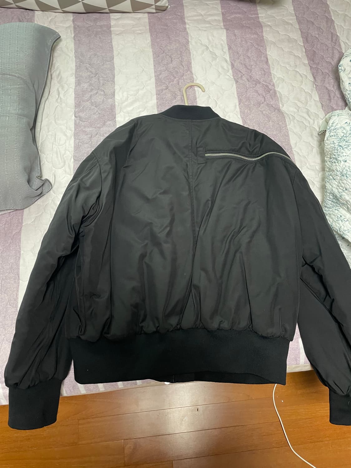 그레일즈 MULTI ZIPPER BOMBER JACKET(2사이즈)팝니다 상품이미지3