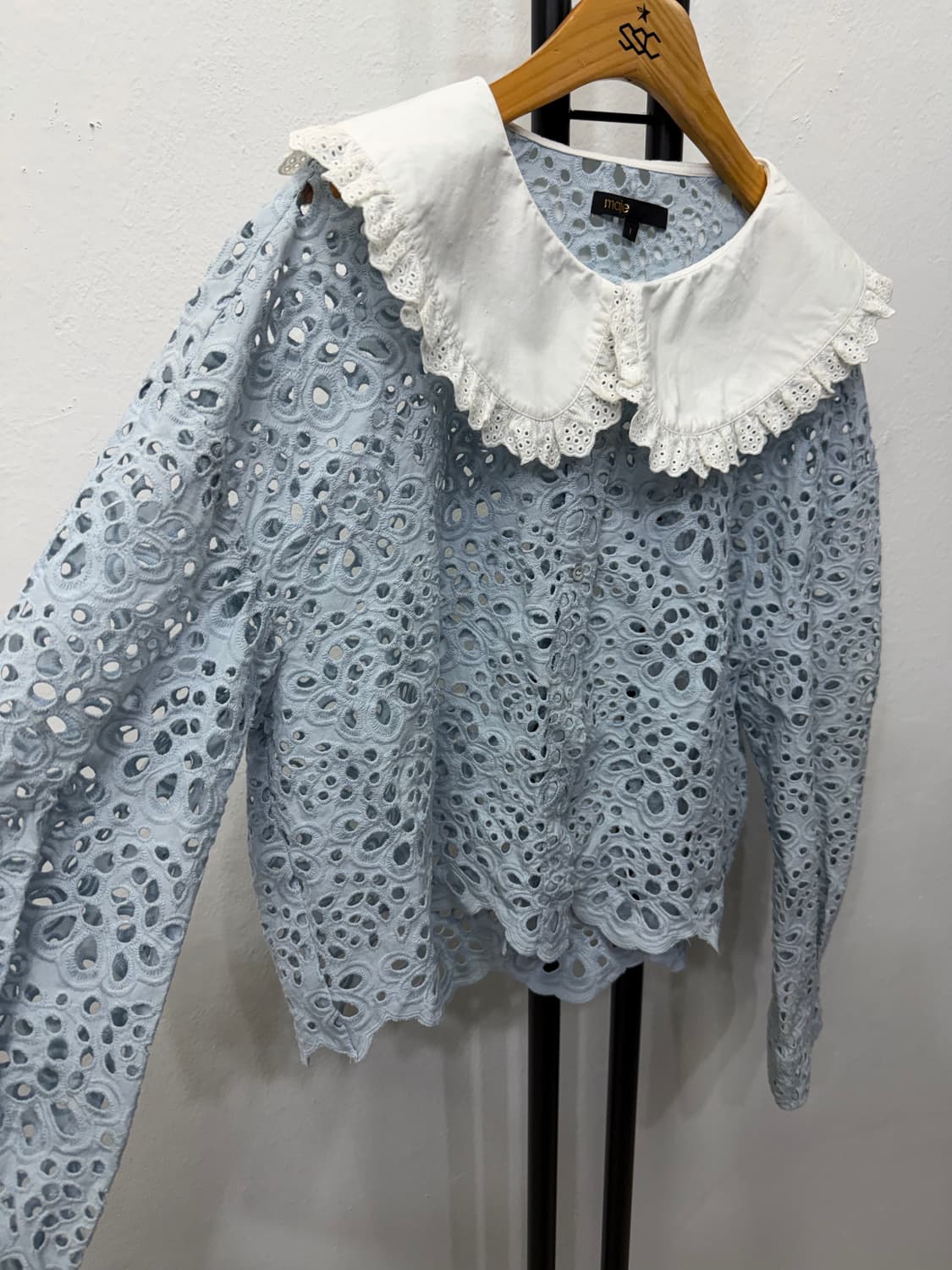 정품) 마쥬 아일렛 레이스 오버사이즈 블라우스 1 상품이미지2