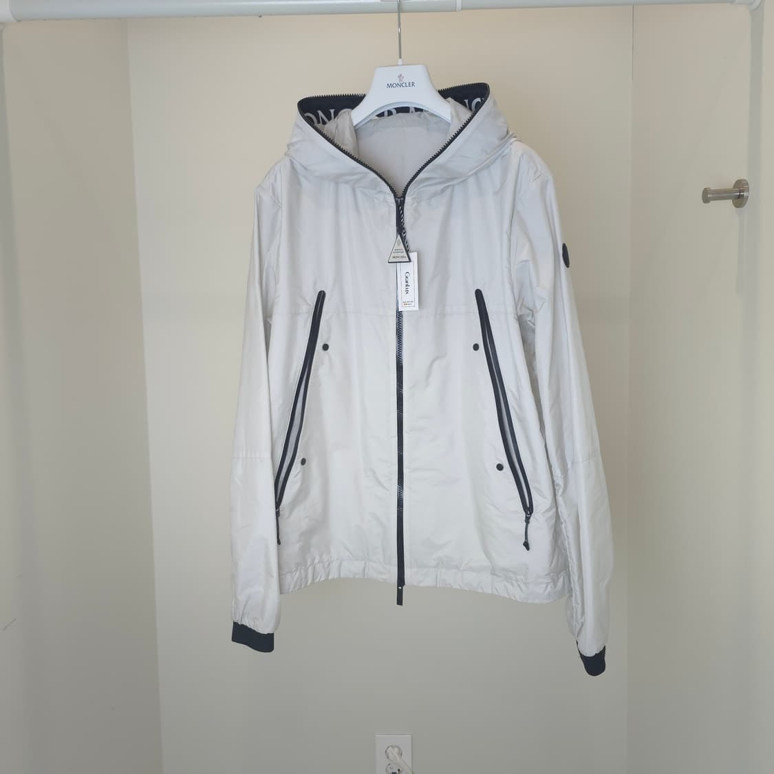 [정품] 몽클레어 주니치 바람막이 상품이미지1
