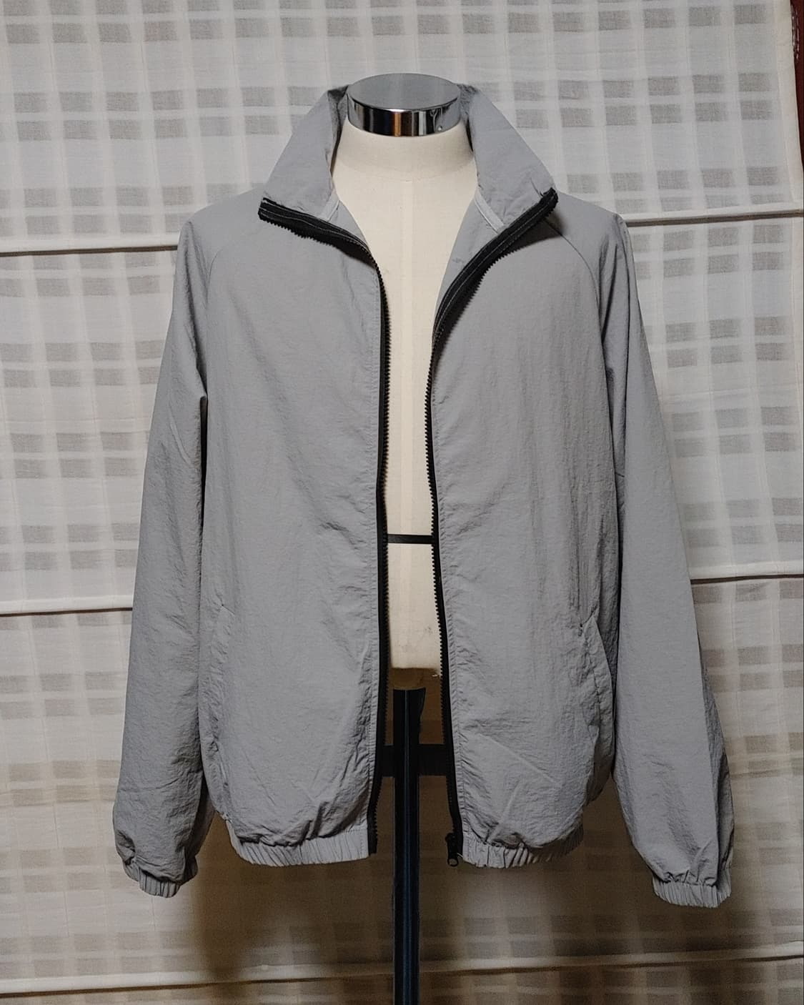 (새상품) RODENTY 그레이 바람막이 M (95~100) 상품이미지2