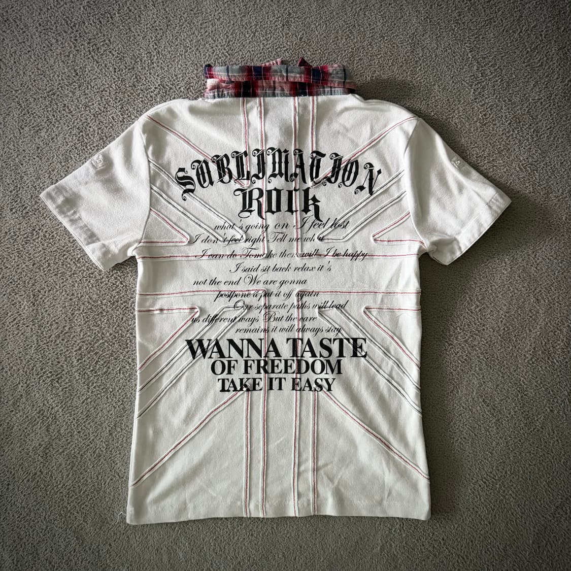 In the attic t shirt 상품이미지4