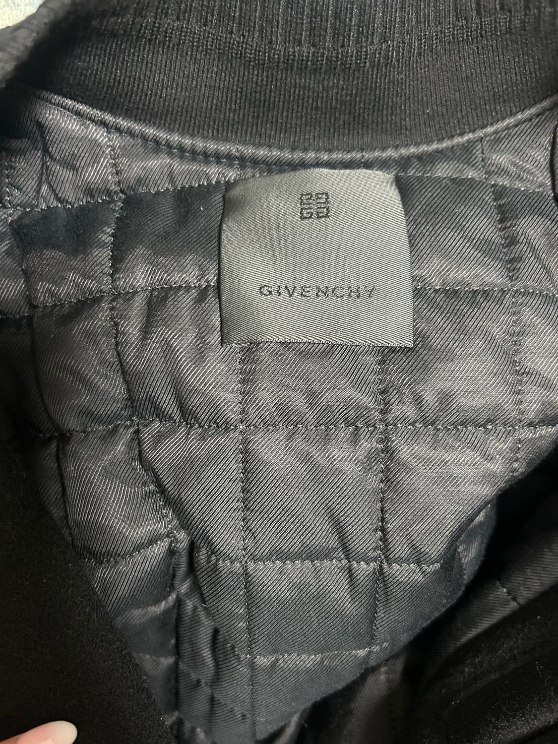 지방시  4G 바시티 숏자켓 미착용새상품 상품이미지4