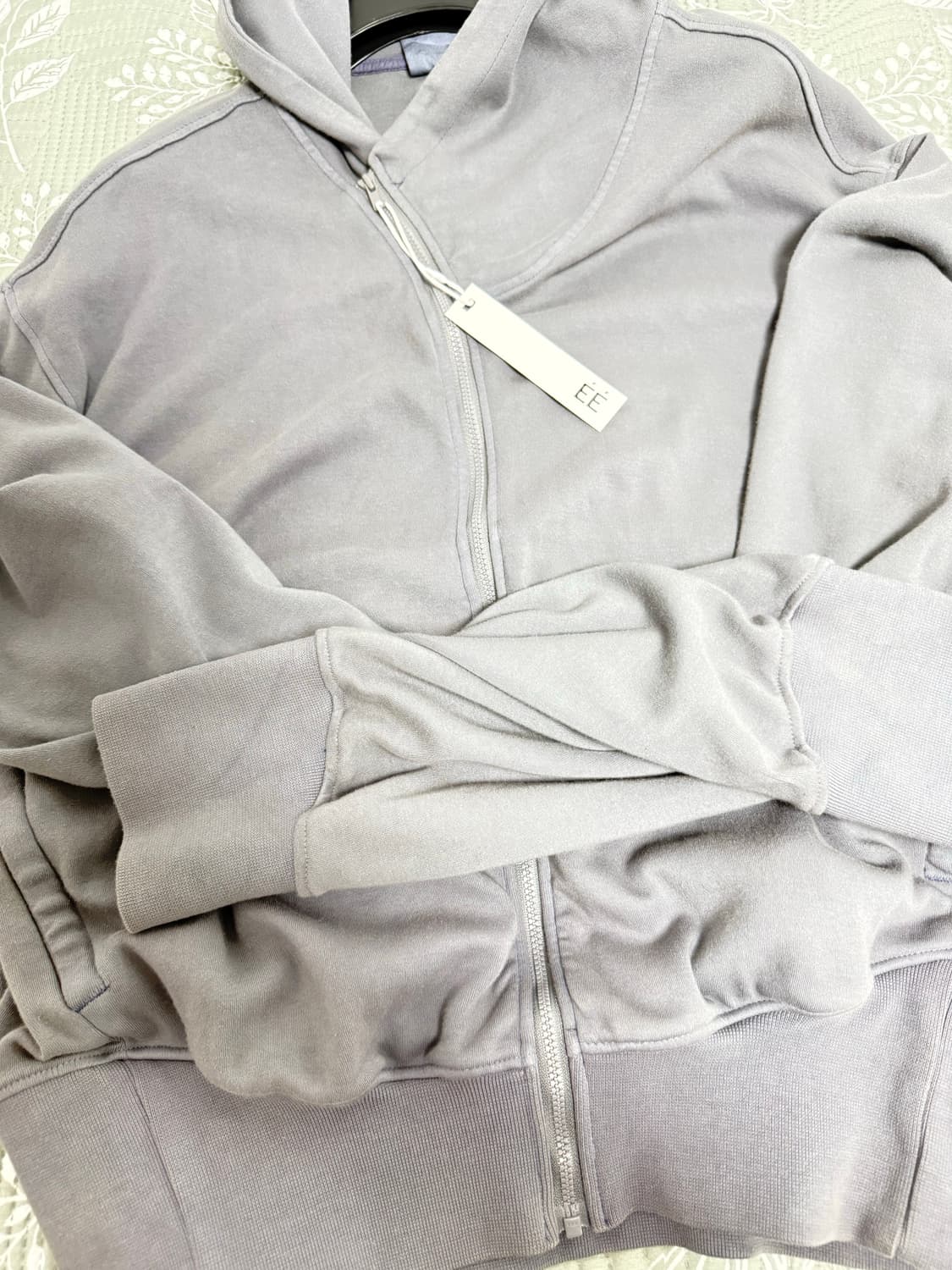 NOUVMAREE CURVED HOODED ZIP JACK 상품이미지1