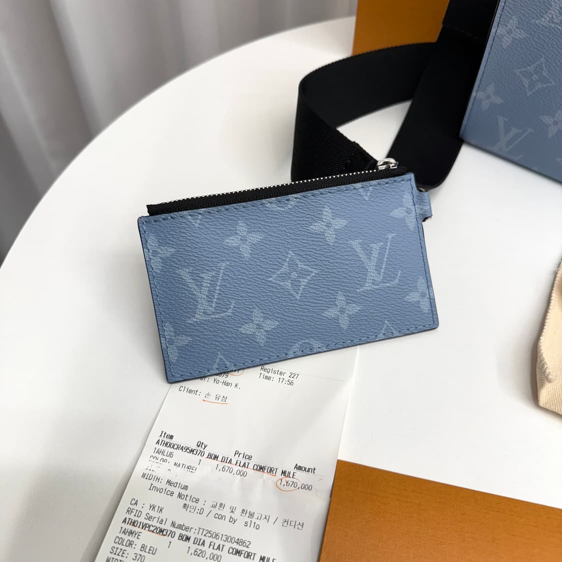 [25년/ 한정판] 루이비통 가스통 웨어러블 크로스백 스카이블루 상품이미지8