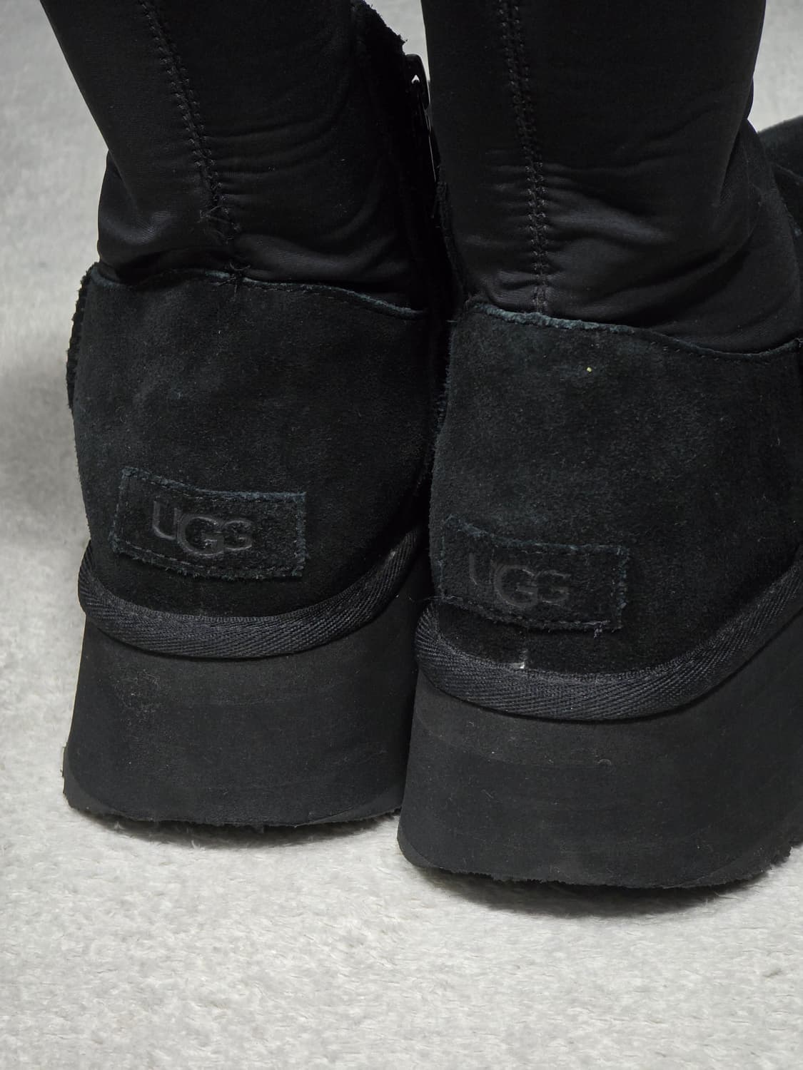 UGG 어그 클래식 블랙 부츠 250 상품이미지5