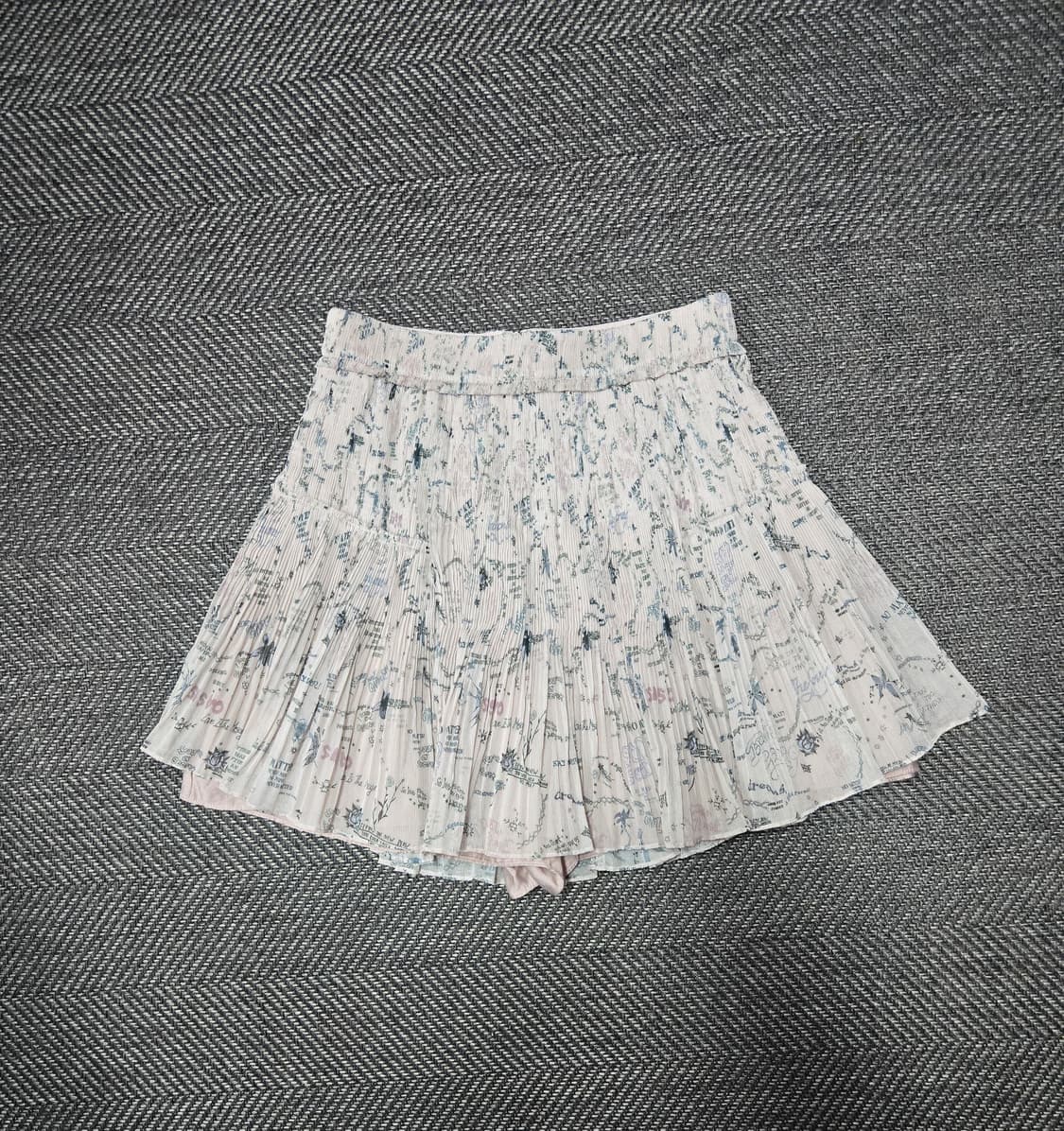 한섬 SYSTEM 시스템 RE-EDITION 플리츠 미니 스커트 상품이미지1