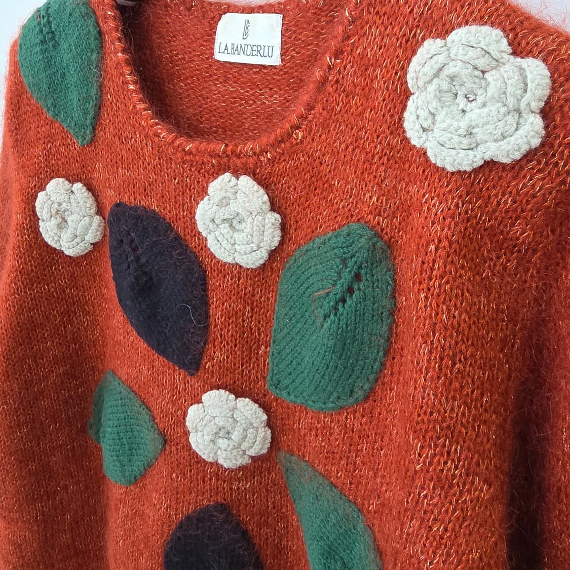 LA.BANDERLU 울 브릭오렌지 플라워 패치니트 상품이미지4