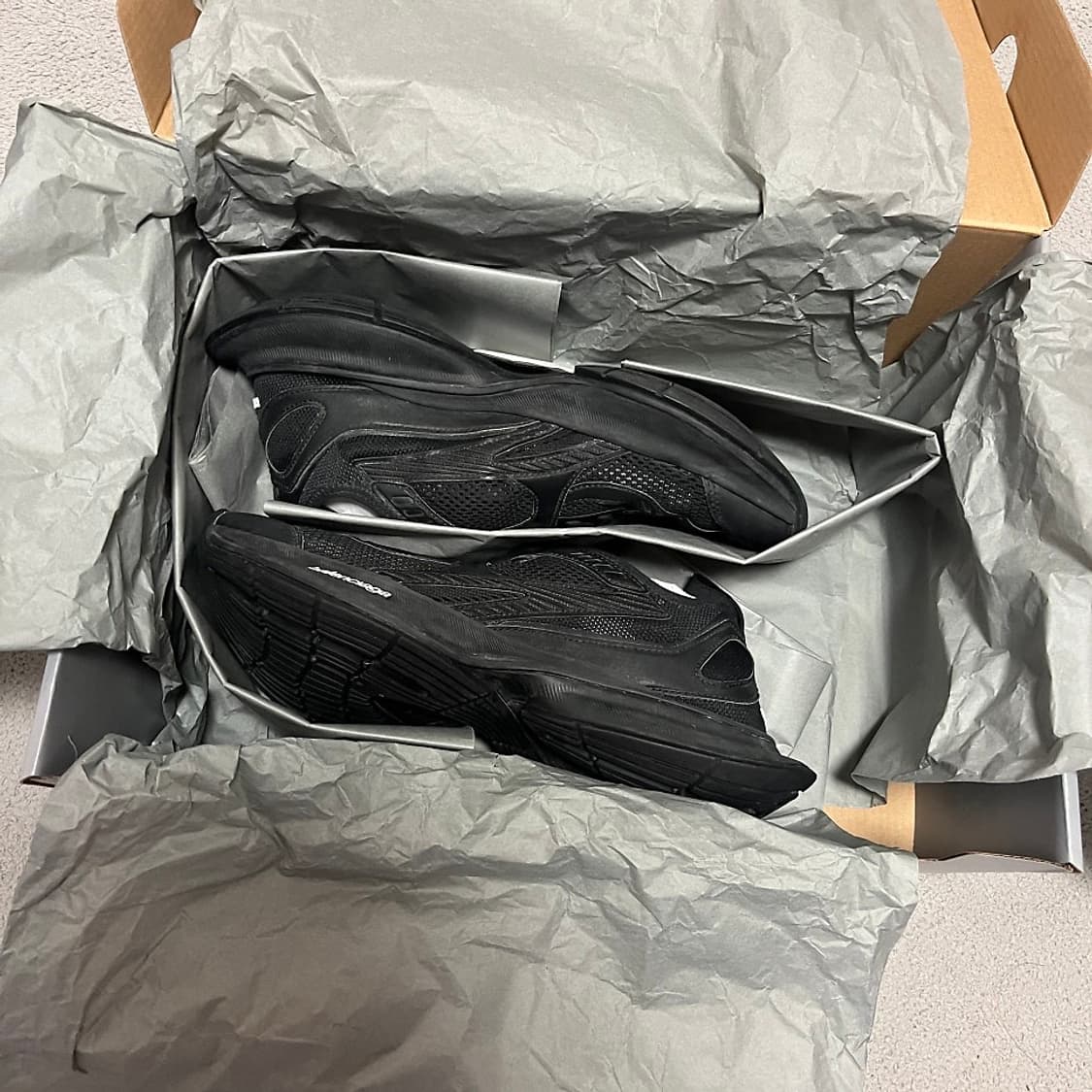 발렌시아가 서킷 블랙 41 상품이미지1