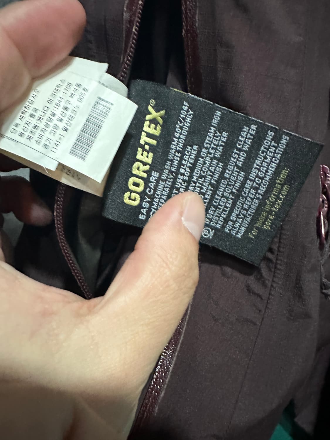 아크테릭스 매장판 팩라이트 고어텍스 바람막이 브라운S 상품이미지10