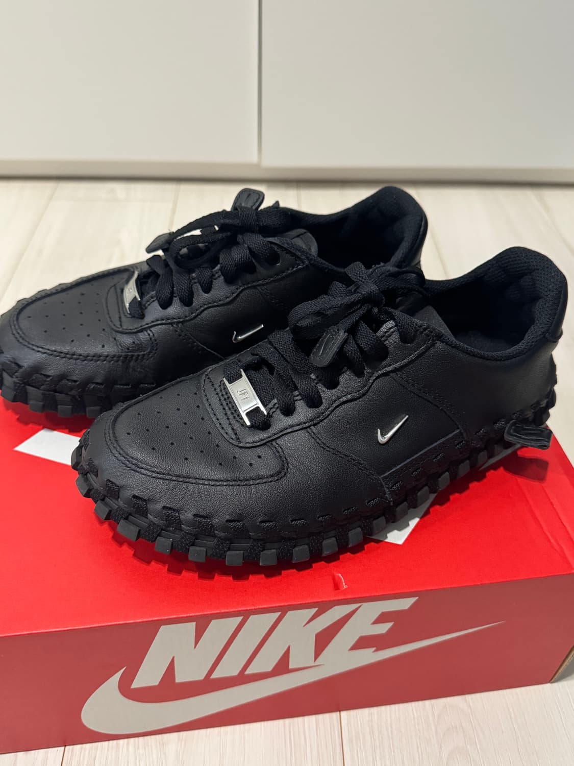 나이키 X 자크뮈스 J 포스 1 로우 블랙 225 상품이미지2