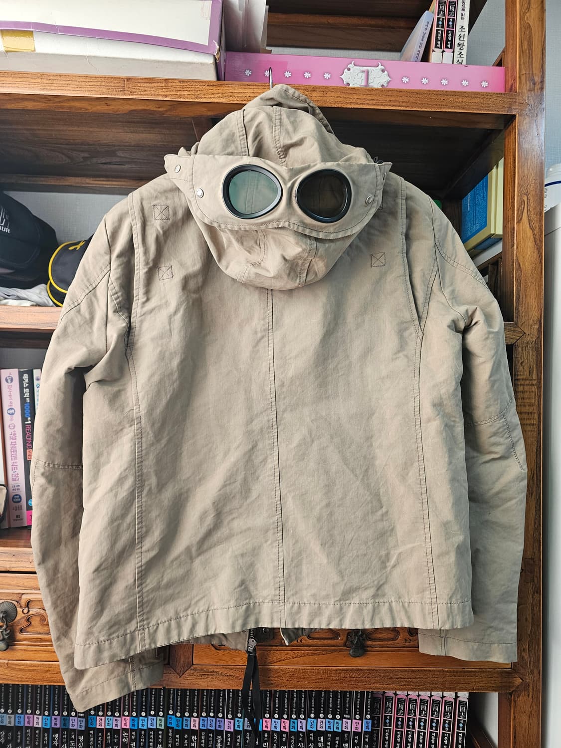 정품 씨피 CP컴퍼니 고글 자켓 베이지 팔아요 95 100 상품이미지1