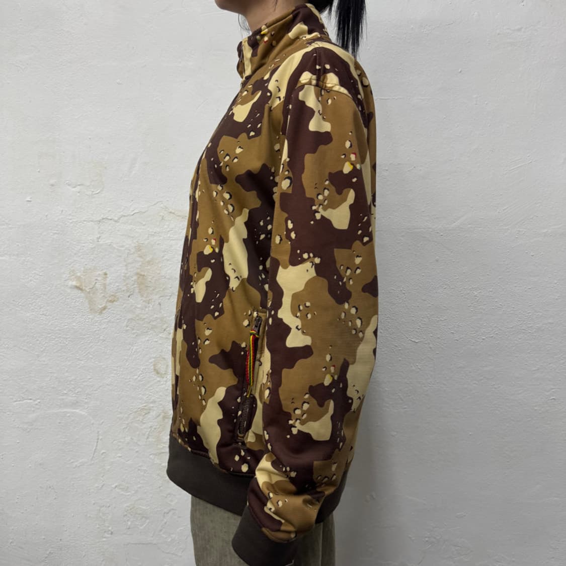 스투시(STUSSY) 브라운 초콜릿칩 카모플라주 폴리에스터 하이넥 트랙탑 상품이미지2