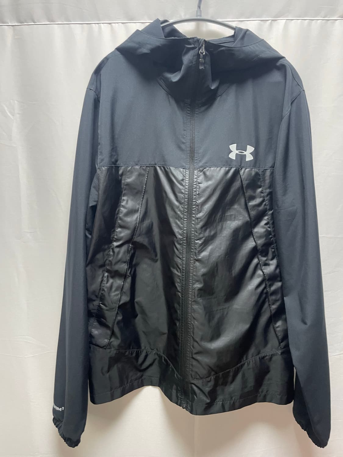 언더아머 바람막이 상품이미지1