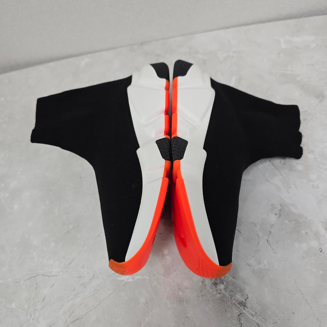 발렌시아가 스피드러너 스니커즈 신발 35사이즈 225 230 오렌지 상품이미지3