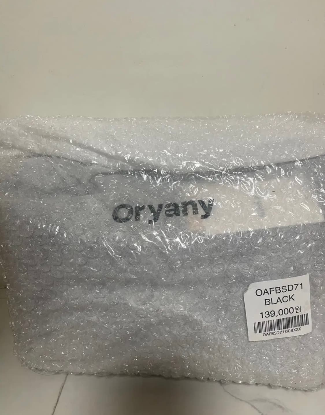 (새상품)오야니 스크런치 숄더백 상품이미지4