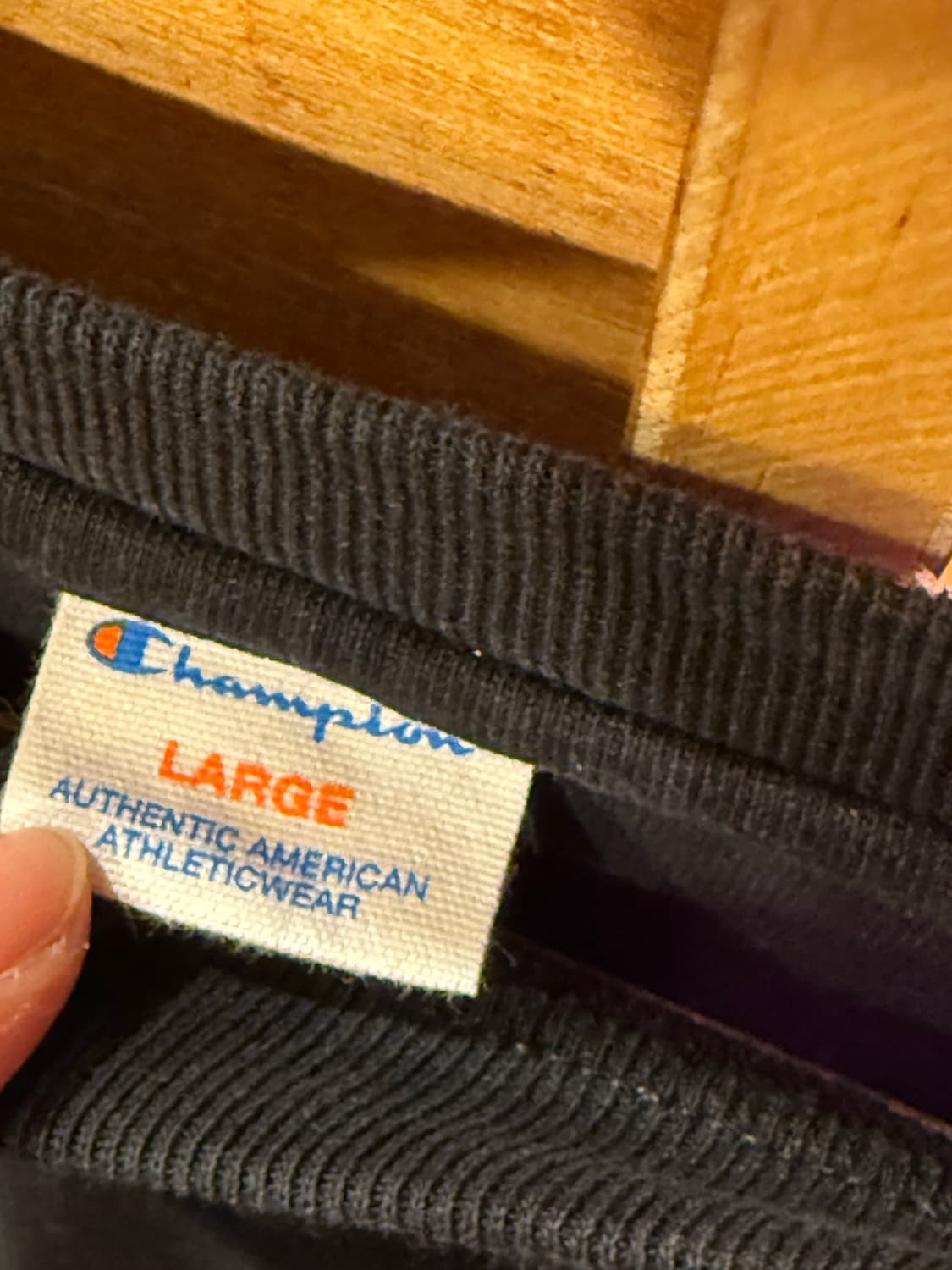 챔피온 백프린팅 블랙 맨투맨 상품이미지3