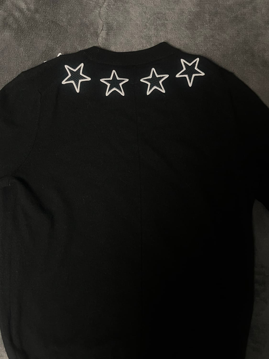 지방시 스타패치 니트 size M 상품이미지4