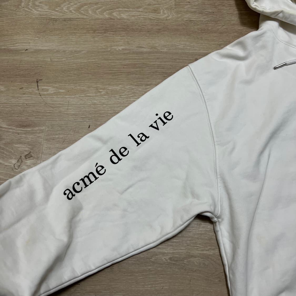 아크메드라비 베이비 빅프린팅 레터링 후드 티셔츠 [화이트] 2사이즈 상품이미지4