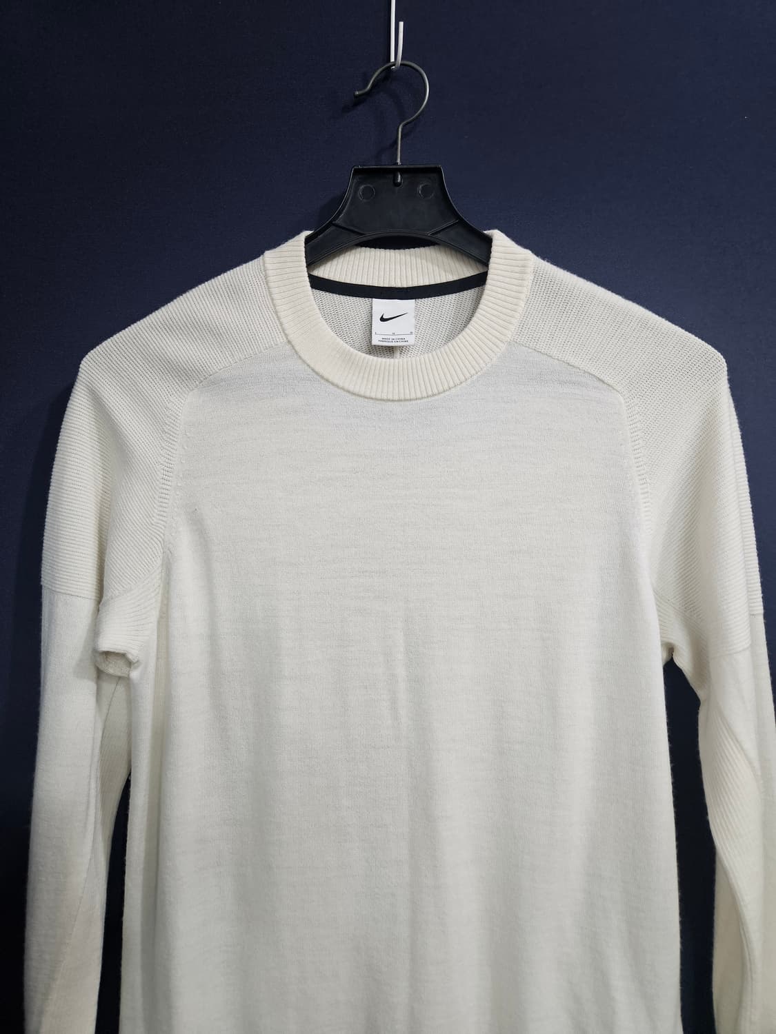 나이키 자수 화이트컬러 남성 100 울 양모 혼방 니트  상품이미지7