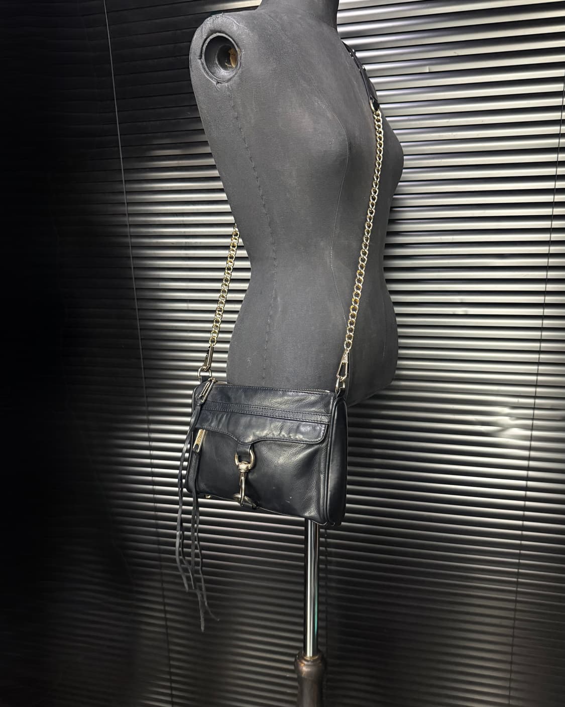 레베카밍코프 체인백 블랙 가죽 숄더백 토드백 크로스백 버클 고리 키링 상품이미지2