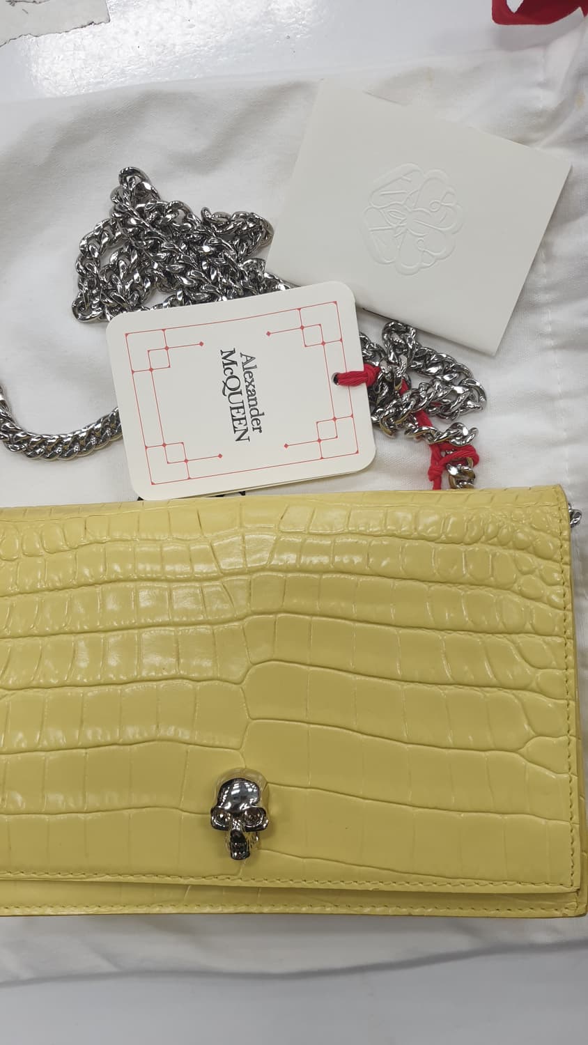 알렉산더맥퀸 옐로우 크로커 스컬 체인 크로스백 상품이미지3