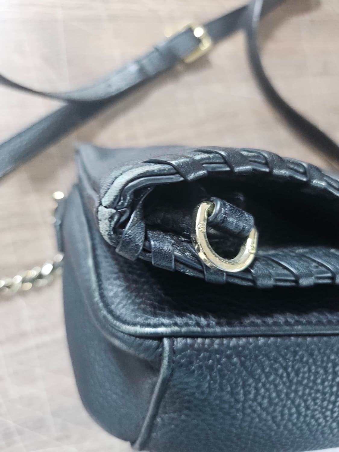 토리버치 블랙 레더 체인 크로스백 상품이미지9