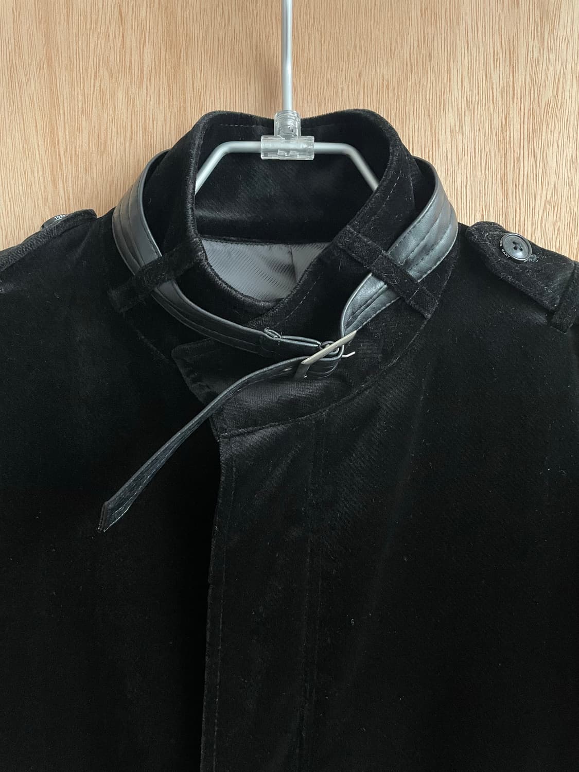 토네이도마트 벨벳 코트 상품이미지7