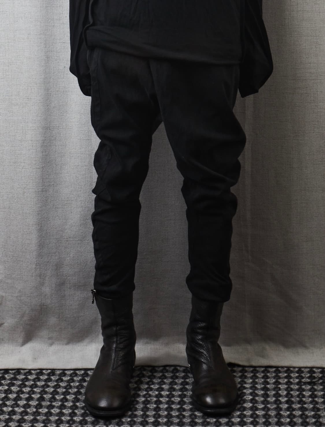 Julius Fw13 비대칭 드레이프 팬츠 상품이미지1