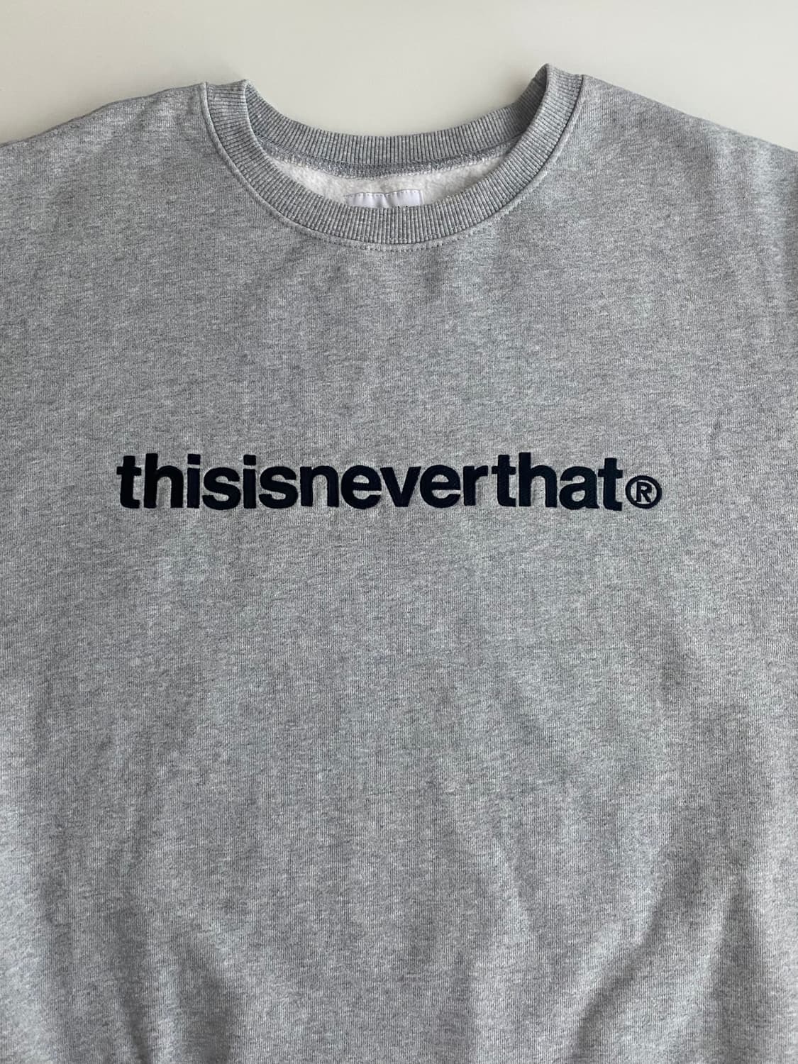 디스이즈네버댓 맨투맨 상품이미지2