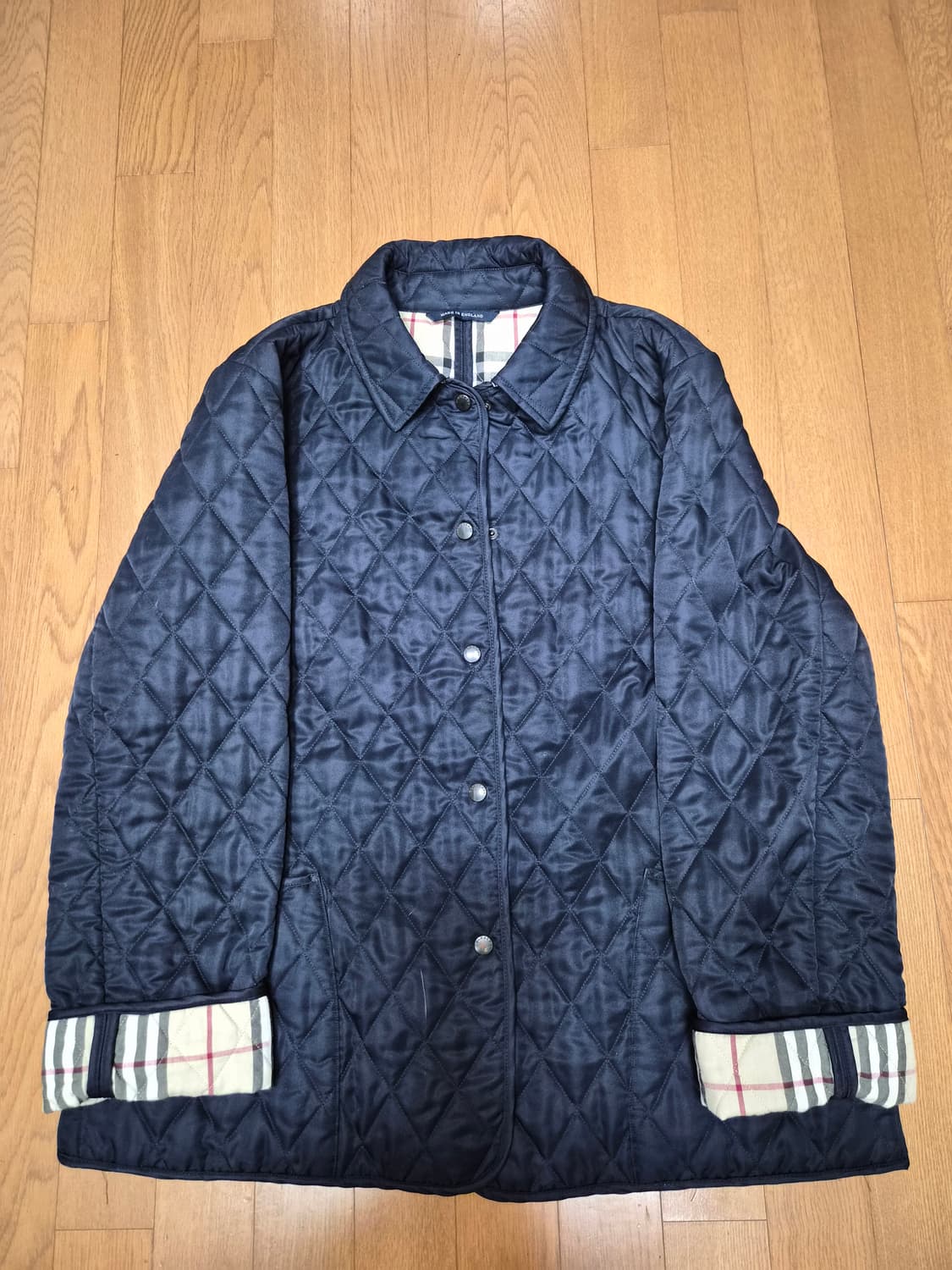 (정품) 버버리 퀼팅 자켓 L (여성 명품 패딩 점퍼) 상품이미지1