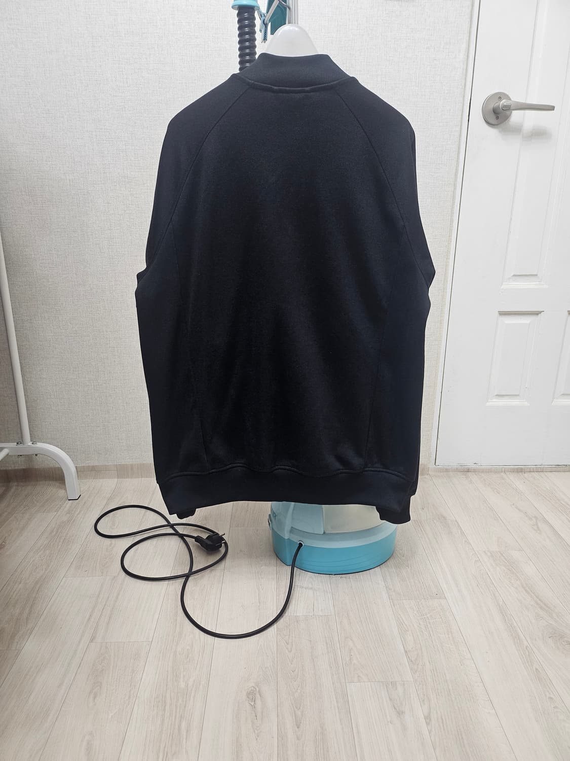 (110)2XL☆초대장급☆ 아디다스 오리지널 슈퍼스타 [검흰] 트랙탑져지 상품이미지6