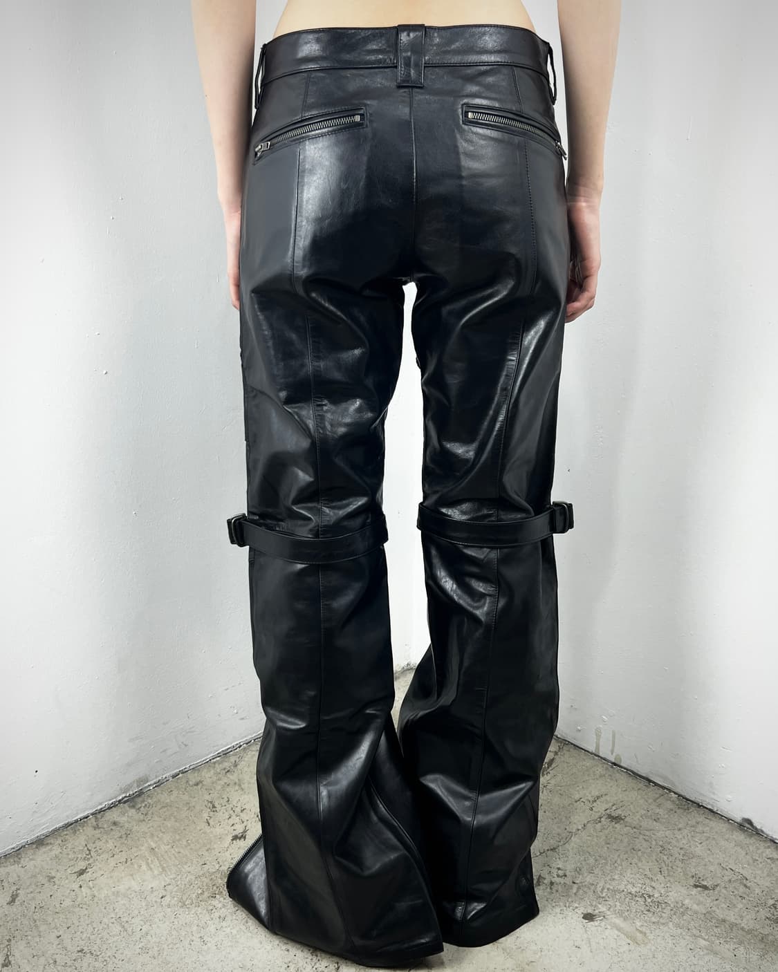 YOSHIYUKI KONISHI BONDAGE LEATHER PANTS  상품이미지4