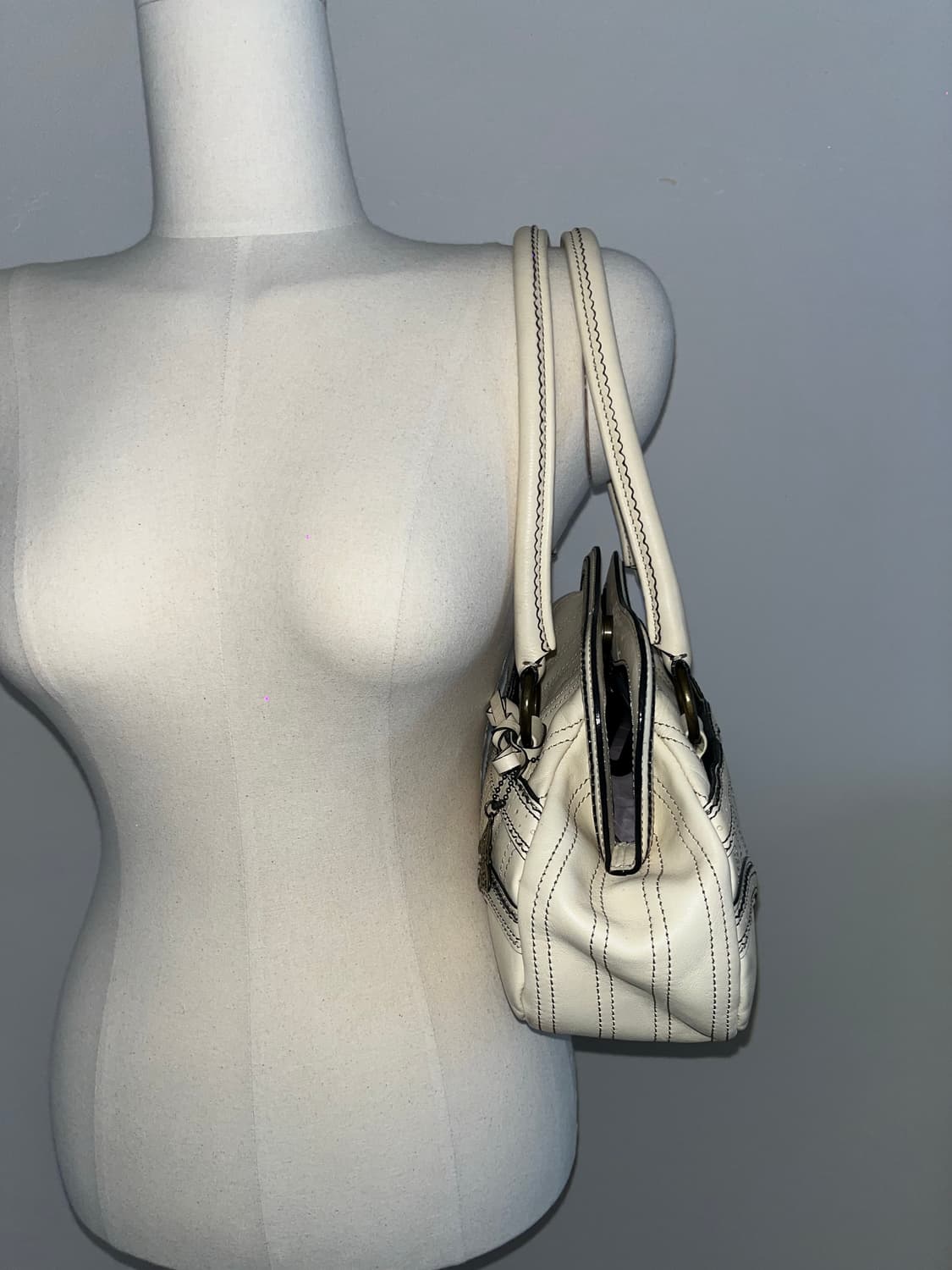 🎉BLACK FRIDAY🎉  Anna sui Shoulder Bag 상품이미지4