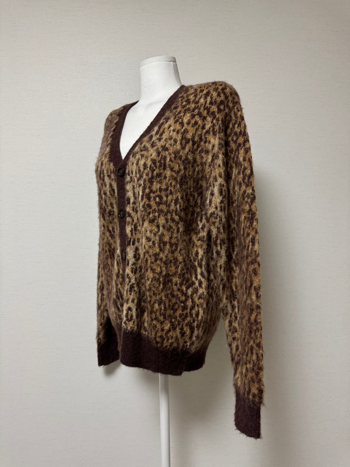 에즈이프캘리) 레오파드 니트 가디건 상품이미지3