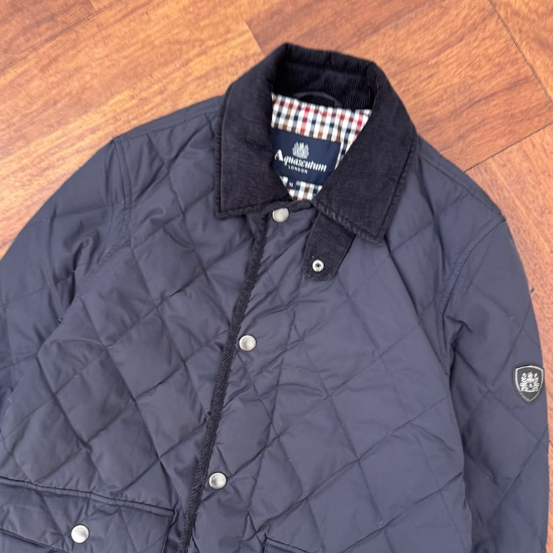 95 아쿠아스큐텀 네이비 경량 구스 퀼팅 자켓  상품이미지4