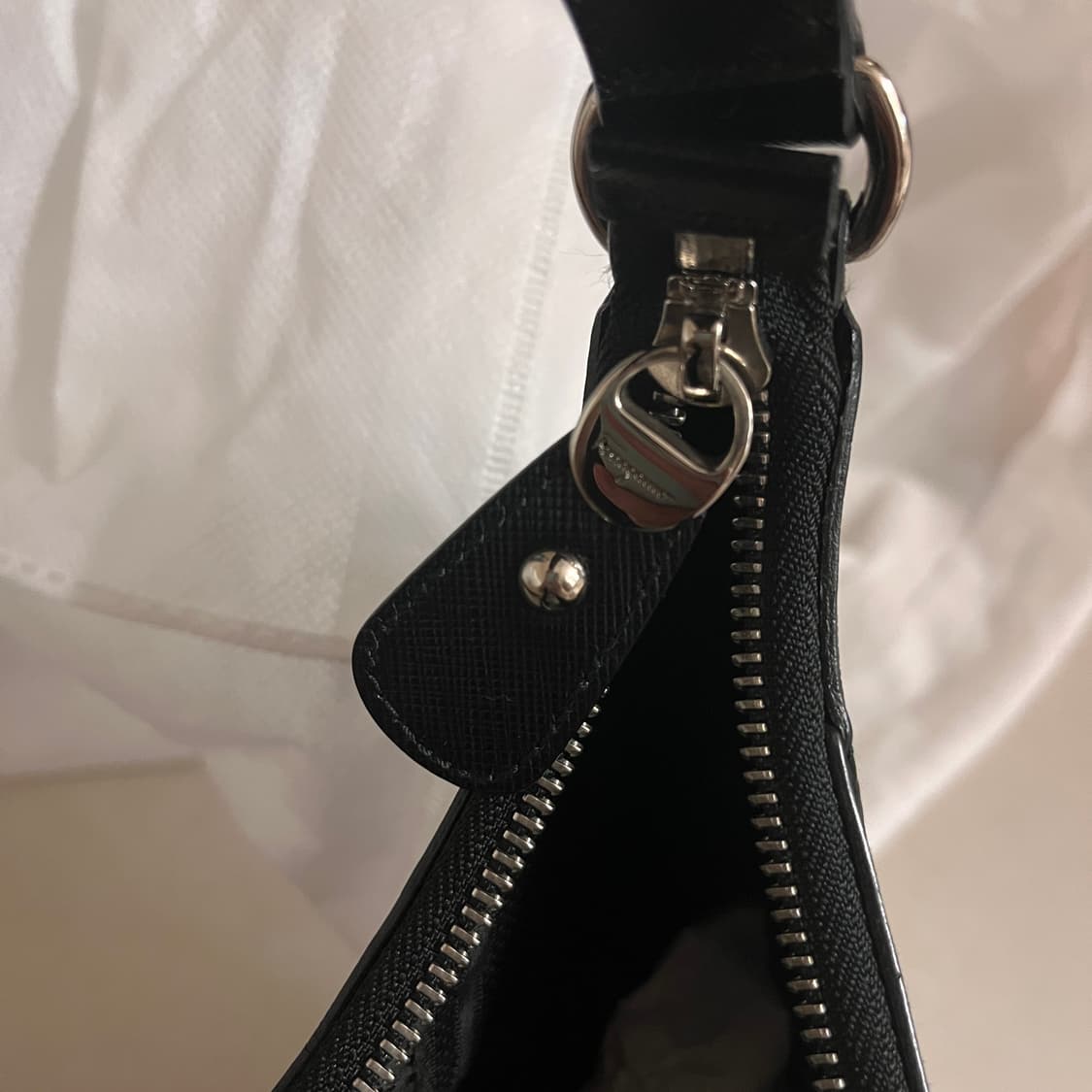 페레가모 블랙 간치니 숄더백 상품이미지3